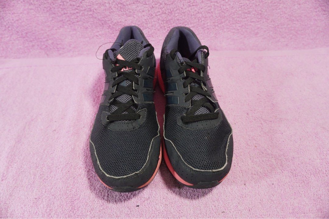 Adidas ozweego bounce top
