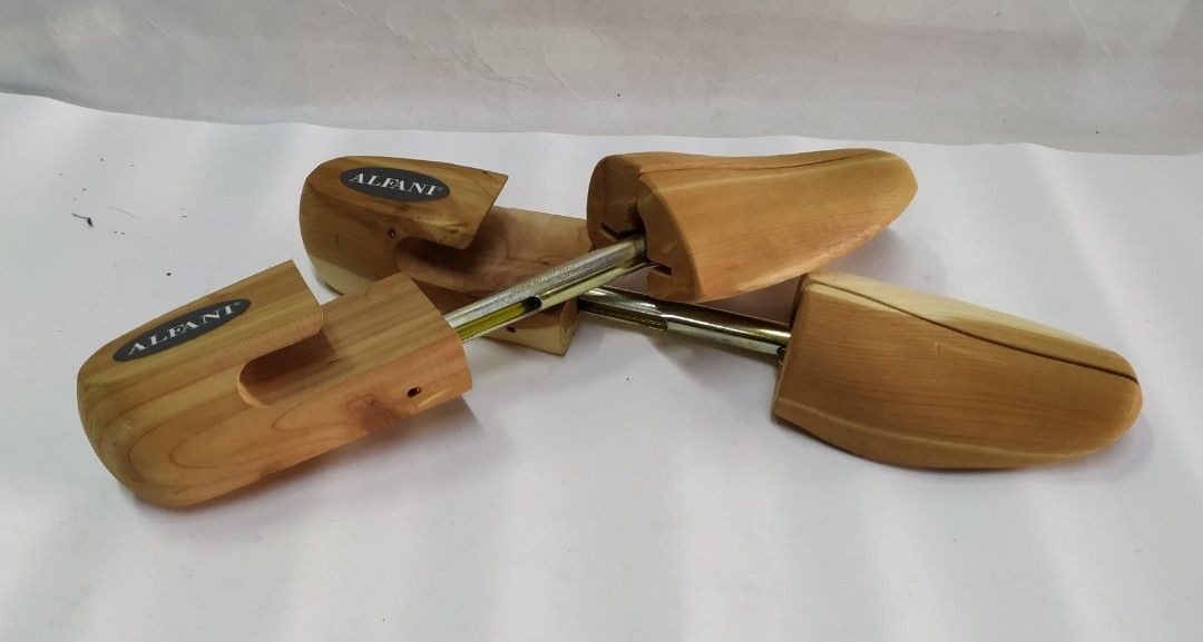Alfani Shoe Stretcher Insert Cedar Wood USA