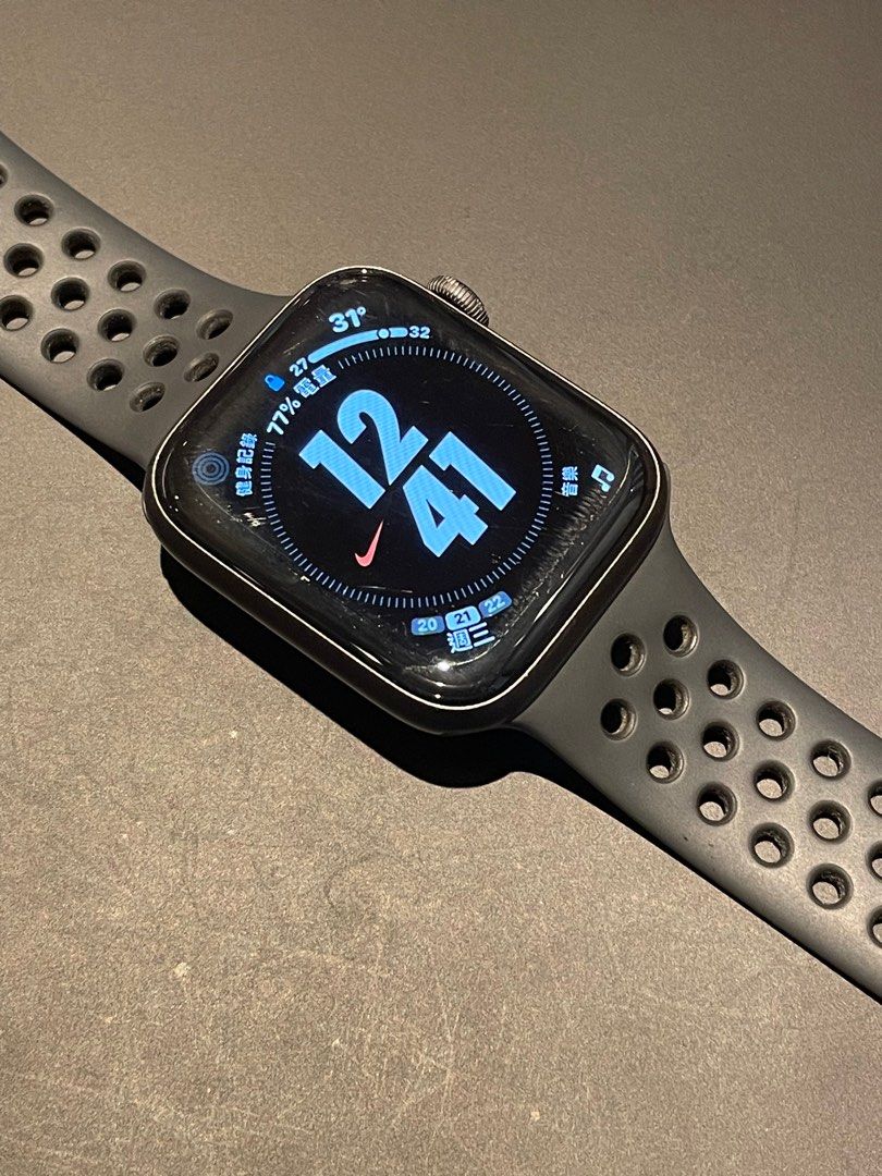 Apple Watch 5 Nike 44mm, 手提電話, 智能穿戴裝置及智能手錶- Carousell