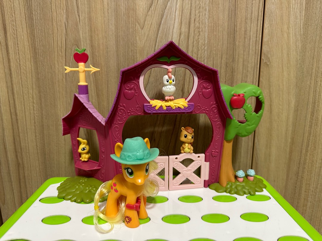 Applejack Sweet Apple Barn
