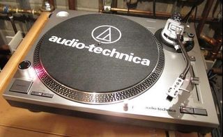 Audio Technica AT-LP120XUSB Direct-Drive Turntable, Fully Manual, Hi-Fi, 3 Speed, Convert Vinyl to Digital, Anti-Skate and Variable Pitch Control (Analog & USB Silver and Black) 