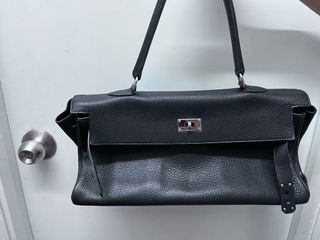 （分類：）位於 。 由 krisron 提交（商品編號 1238686937，圖片 1）。簡介： 。