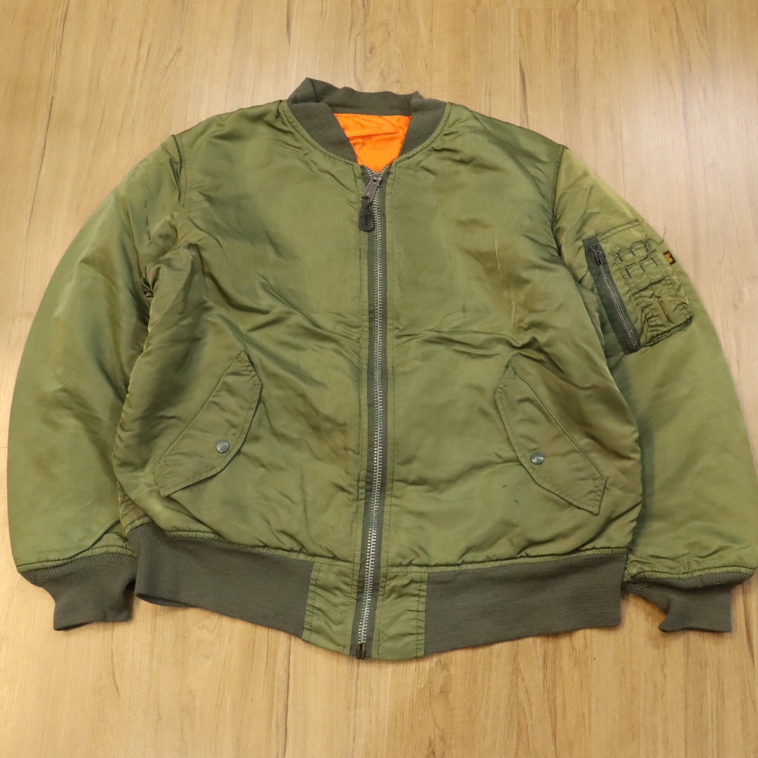 ALPHA INDUSTRIES MA-1 MIL-J-82790J MADE IN USA MILITARY BOMBER JACKET