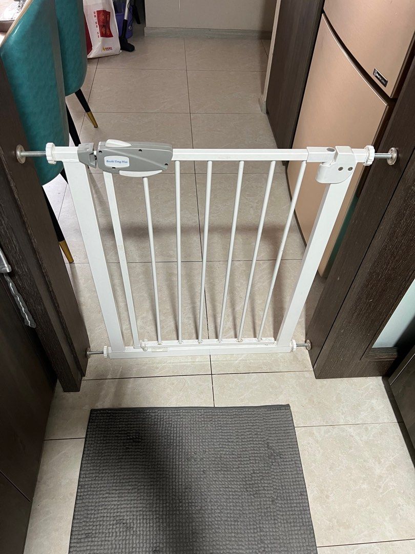 Lidl stair 2024 gate