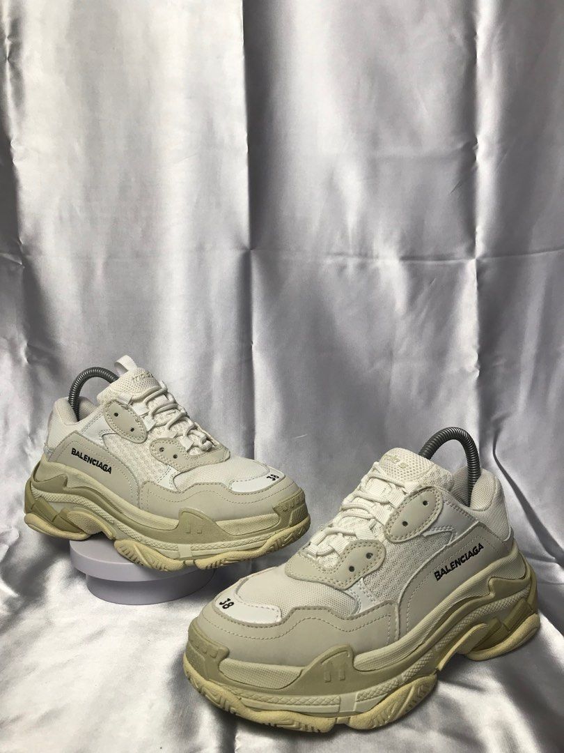 BALENCIAGA TRIPLE S- WOMEN, Women's Fashion, Footwear, Sneakers on Carousell