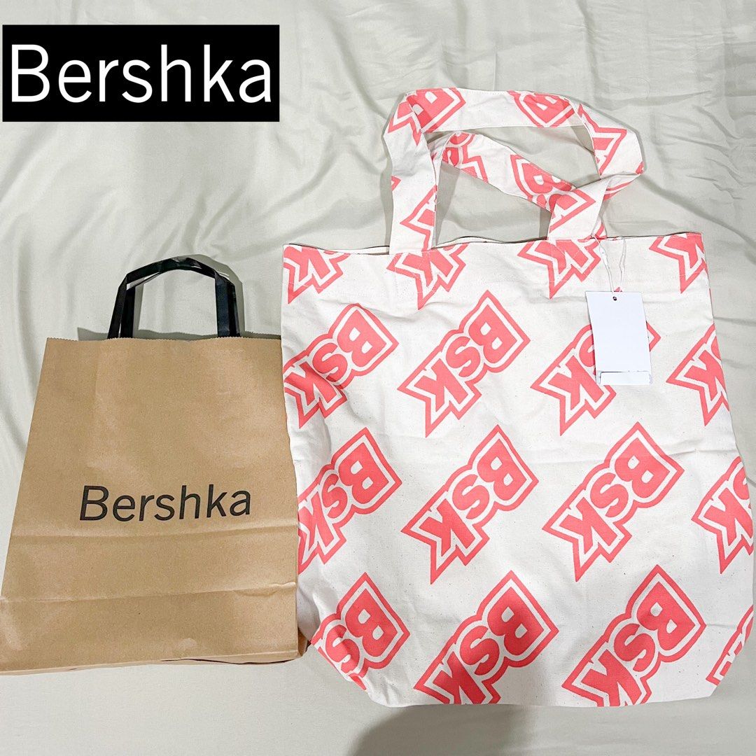 BERSHKA shopping bag, Fesyen Wanita, Tas  Dompet di Carousell