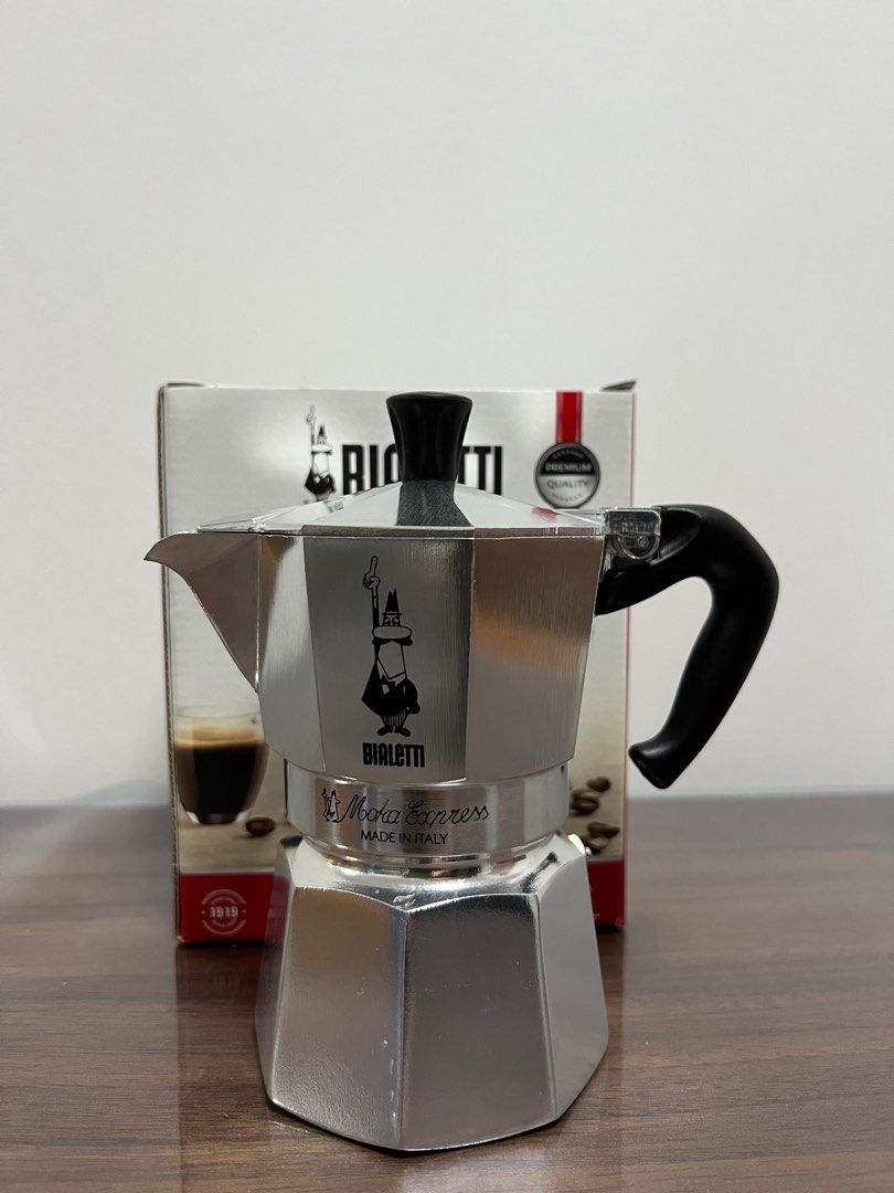 bialetti induction moka pot 3cup, TV & Home Appliances, Kitchen Appliances,  Coffee Machines & Makers on Carousell