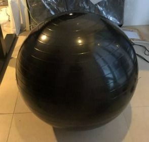 Black gym ball hotsell