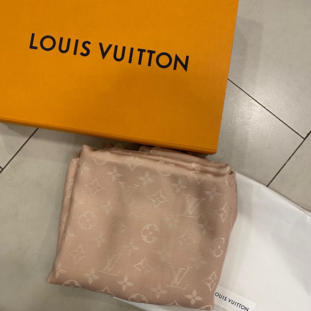 New Louis Vuitton Metallic Pink Woven Logo Scarf