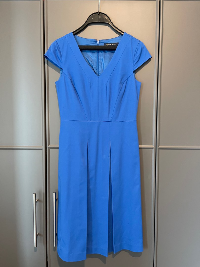 Brooks brothers blue dress shop