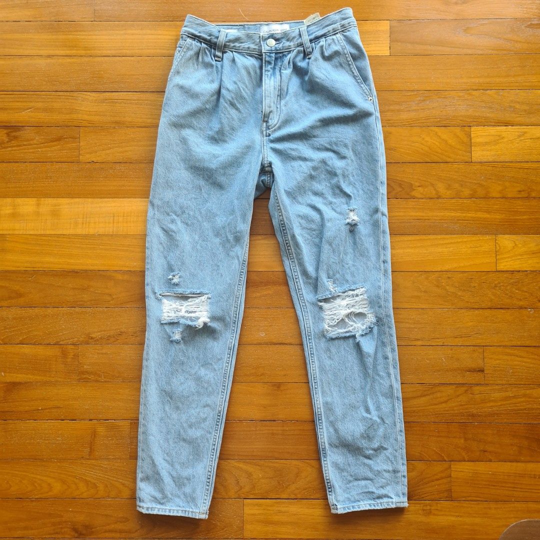Calvin Klein distressed mom jeans (W27), Women's Fashion, Bottoms