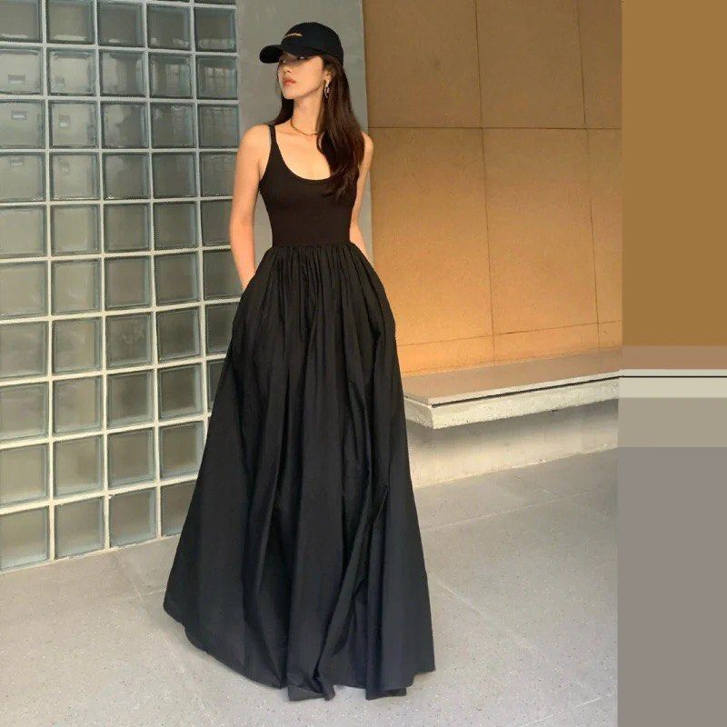 Casual maxi black dress