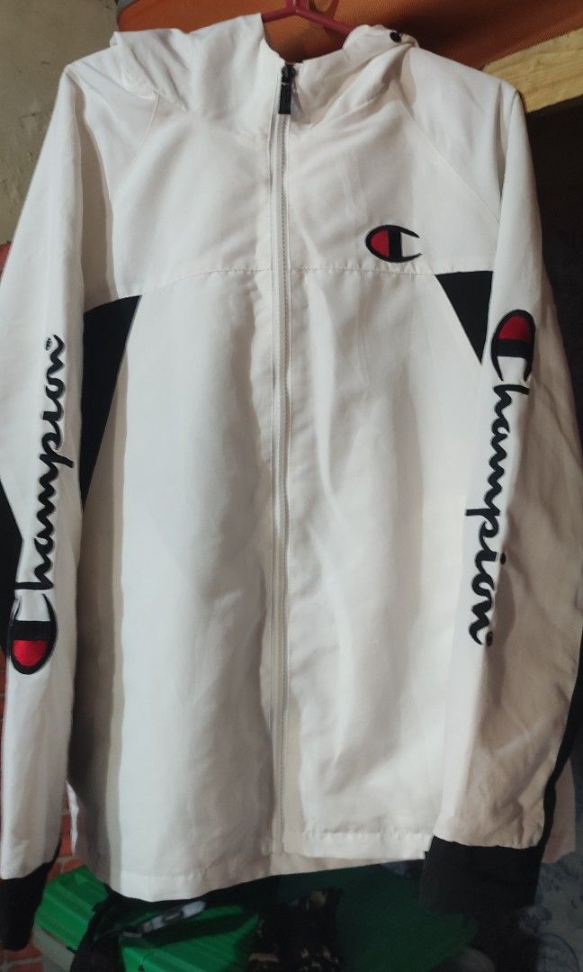 Champion 2024 white coat