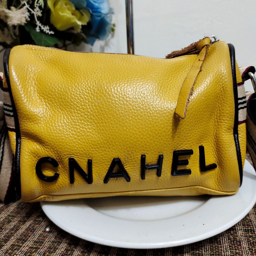 Chanel Crossbody BAG, Women's Fashion, Bags & Wallets, Crossbody Bags