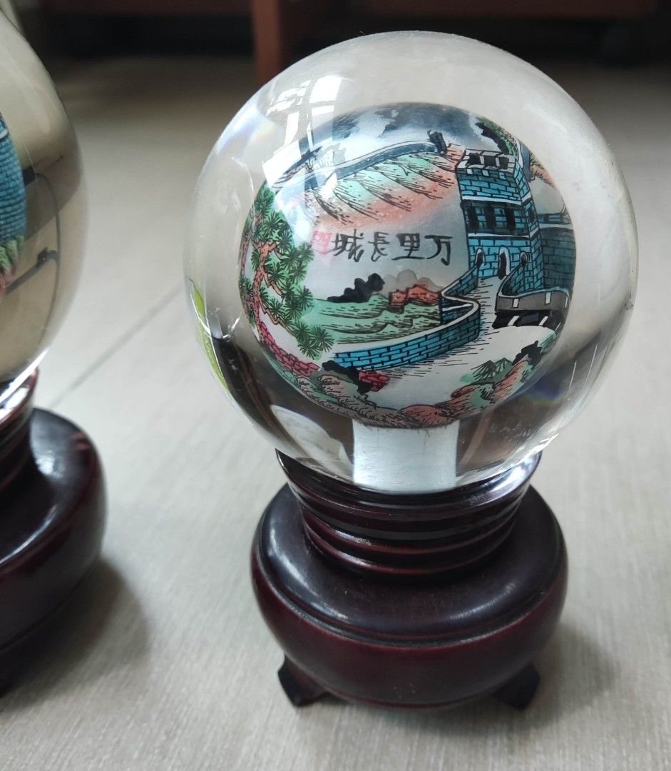 Chinese Arts Dragon teapots and Great Wall of China Glass Ball