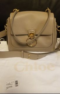 （分類：）位於 。 由 cherielly 提交（商品編號 1238643136，圖片 1）。簡介： 。