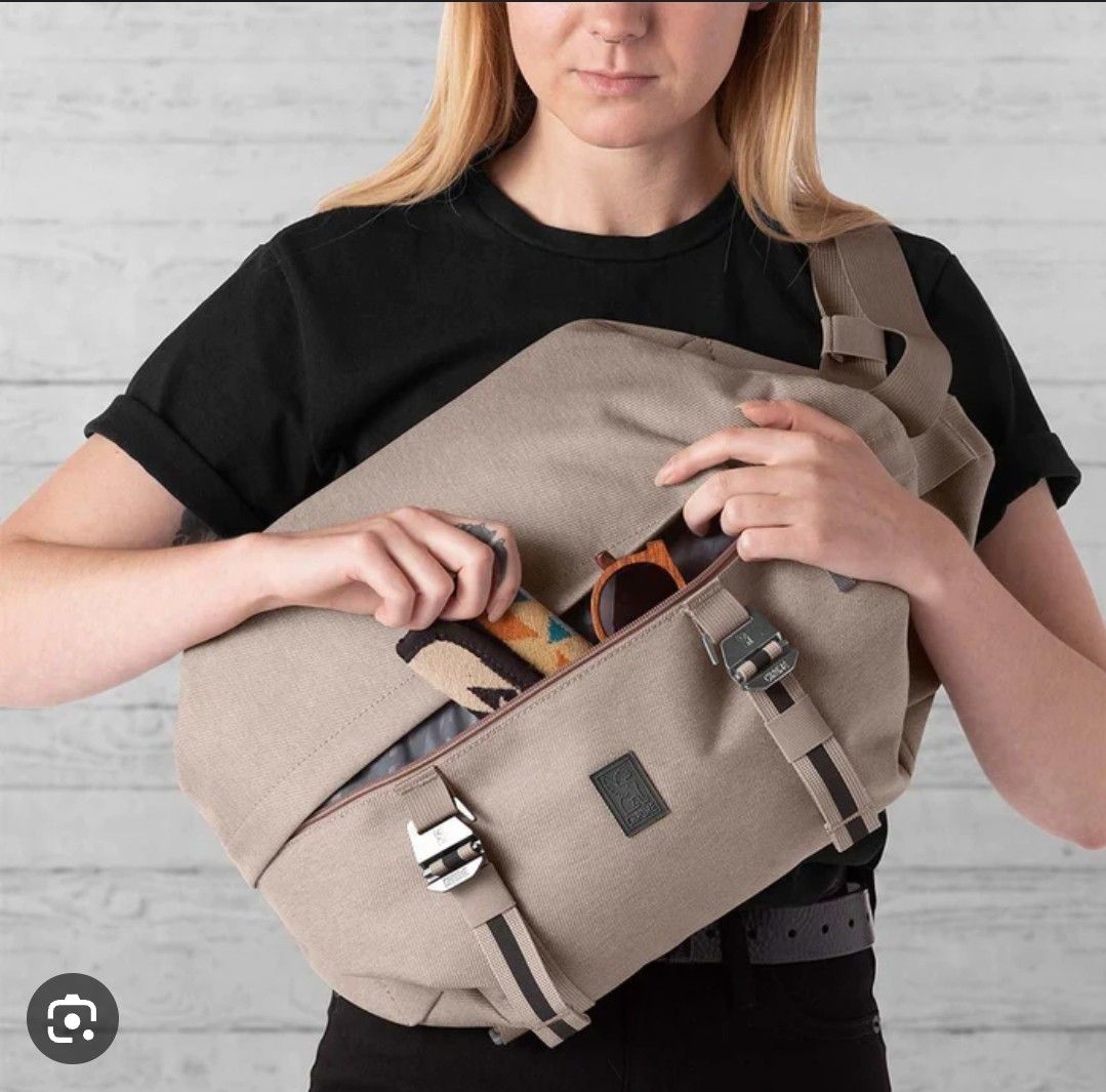 Chrome industries vale sling bag 2.0