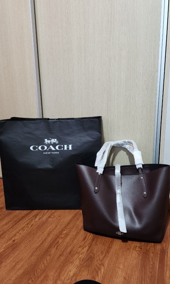 Coach market clearance tote oxblood