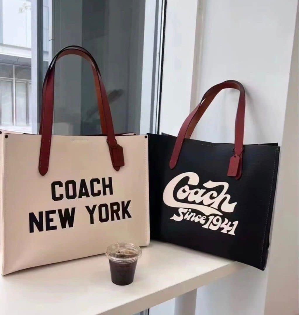 Original 100% COACH New York Tote last price or will keep, Women's Fashion,  Bags & Wallets, Tote Bags on Carousell