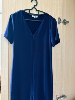 Dear collective navy nursing romper/play suit in size XS