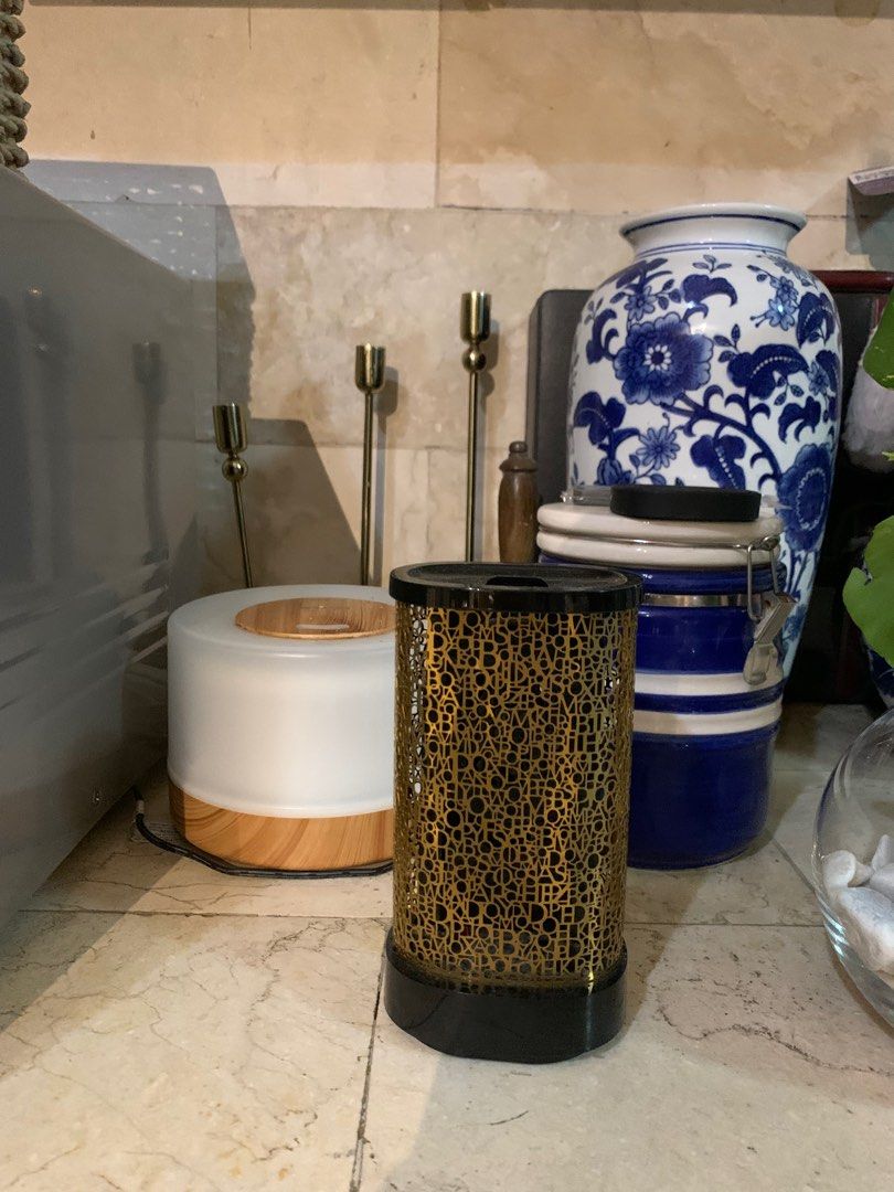 Diptyque electric diffuser from New York (Category: Air Purifiers & Dehumidifiers) located in Manila. Submitted by steve.curry (Listing ID 1238702423, Image 2). Description: Diptyque electric diffuser from New York.
