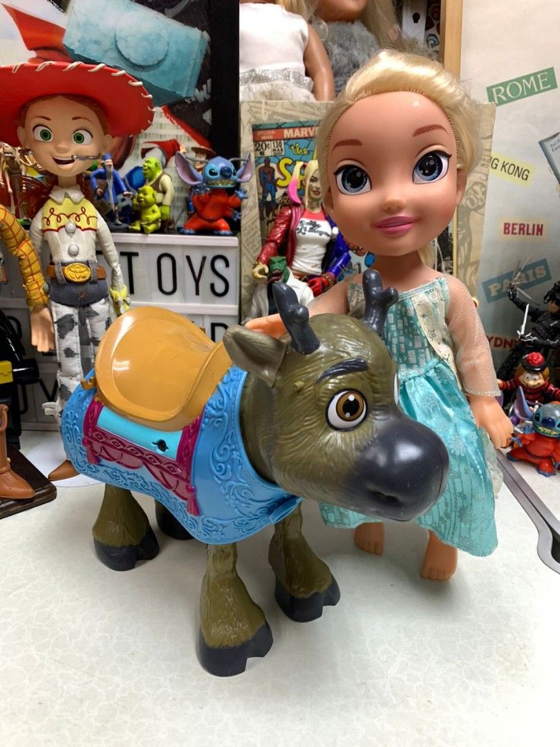 Disney's frozen toddler anna & sven set sale