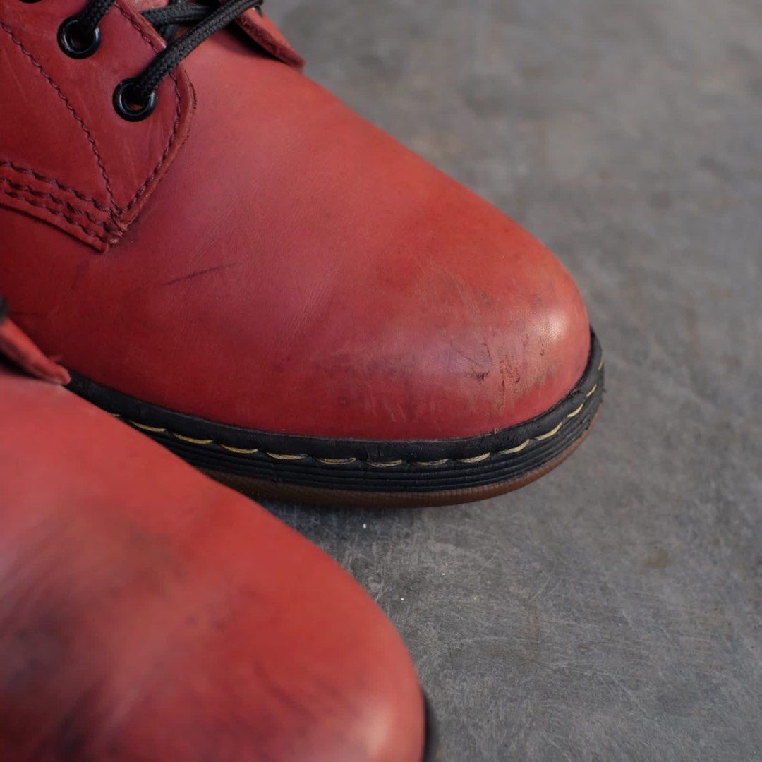 dr martens newton cherry
