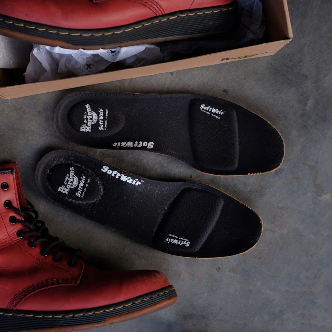 dr martens newton cherry