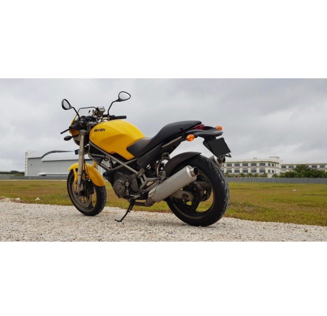 Ducati shop monster m400