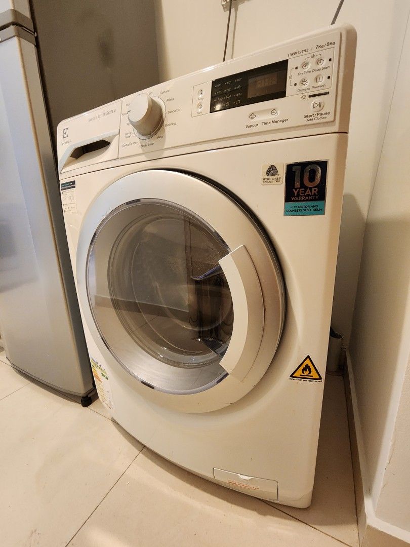 Electrolux Washer Dryer 7kg/5kg, TV & Home Appliances, Washing Machines