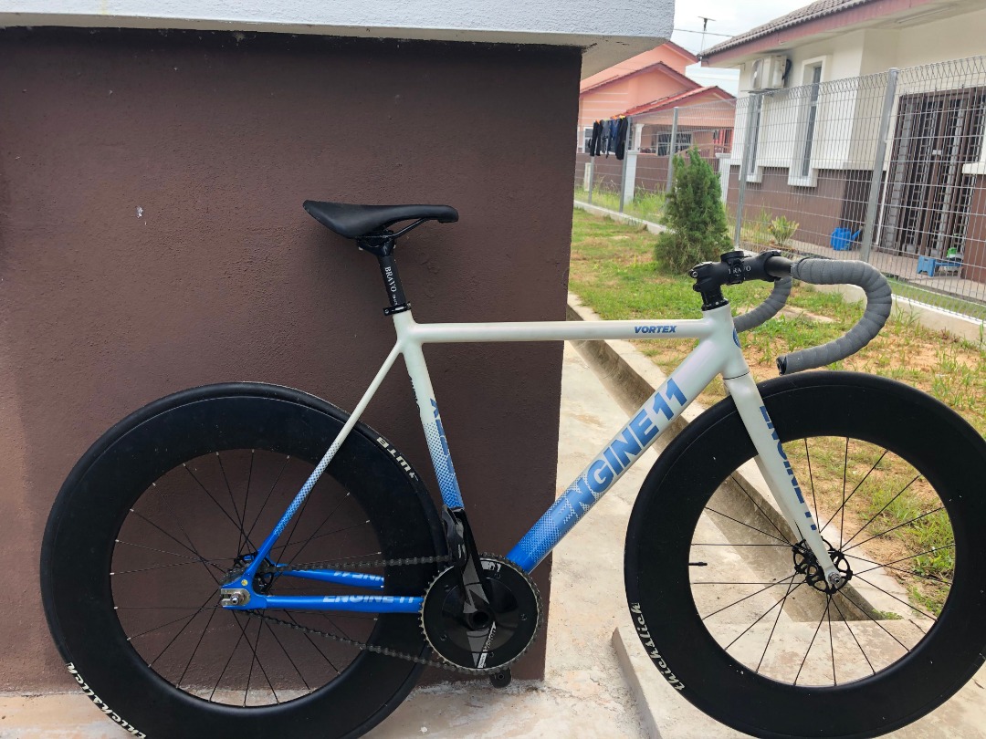Engine 11 fixed sale gear