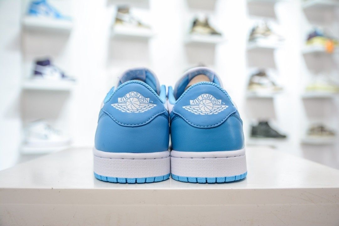 Jordan low sb top unc