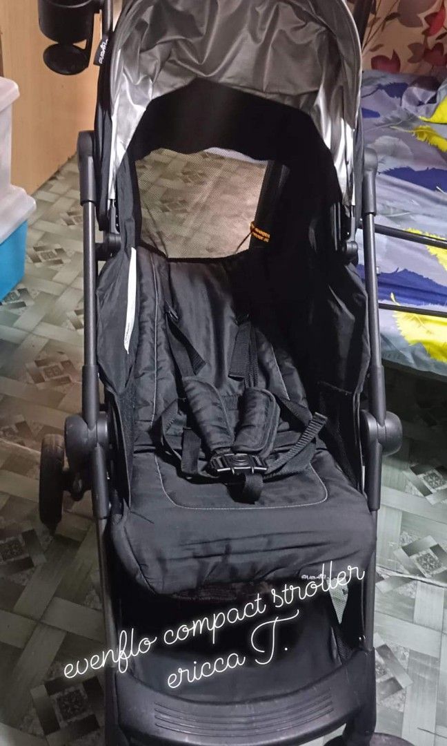 Evenflo aero ultra lightweight stroller compact type Babies