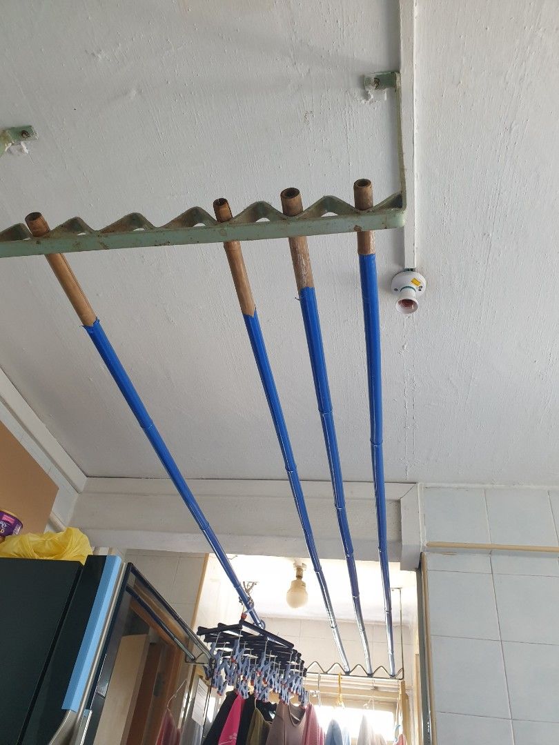 Free 4 laundry pole, Furniture & Home Living, Home Improvement