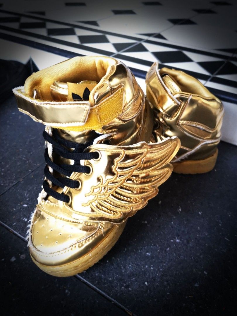 Adidas wing shoes top gold