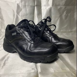 Gore-tex xcr leather black shoes