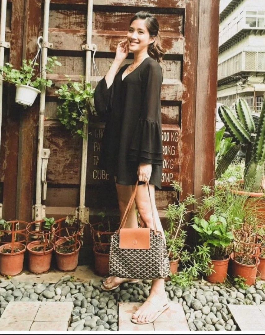 Goyard Rouette in New Black, Women's Fashion, Bags & Wallets, Cross-body  Bags on Carousell