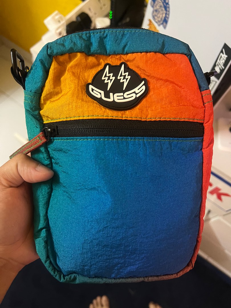 Guess sling bag Men s Fashion Bags Sling Bags on Carousell