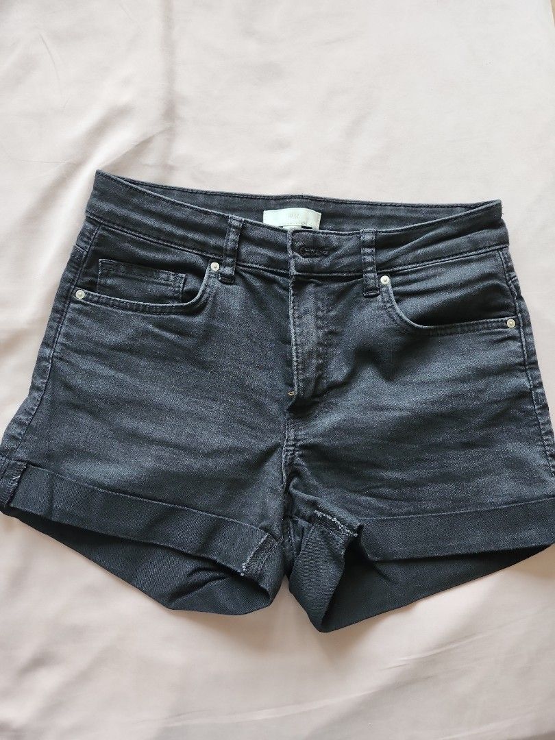 H and m womens shorts store