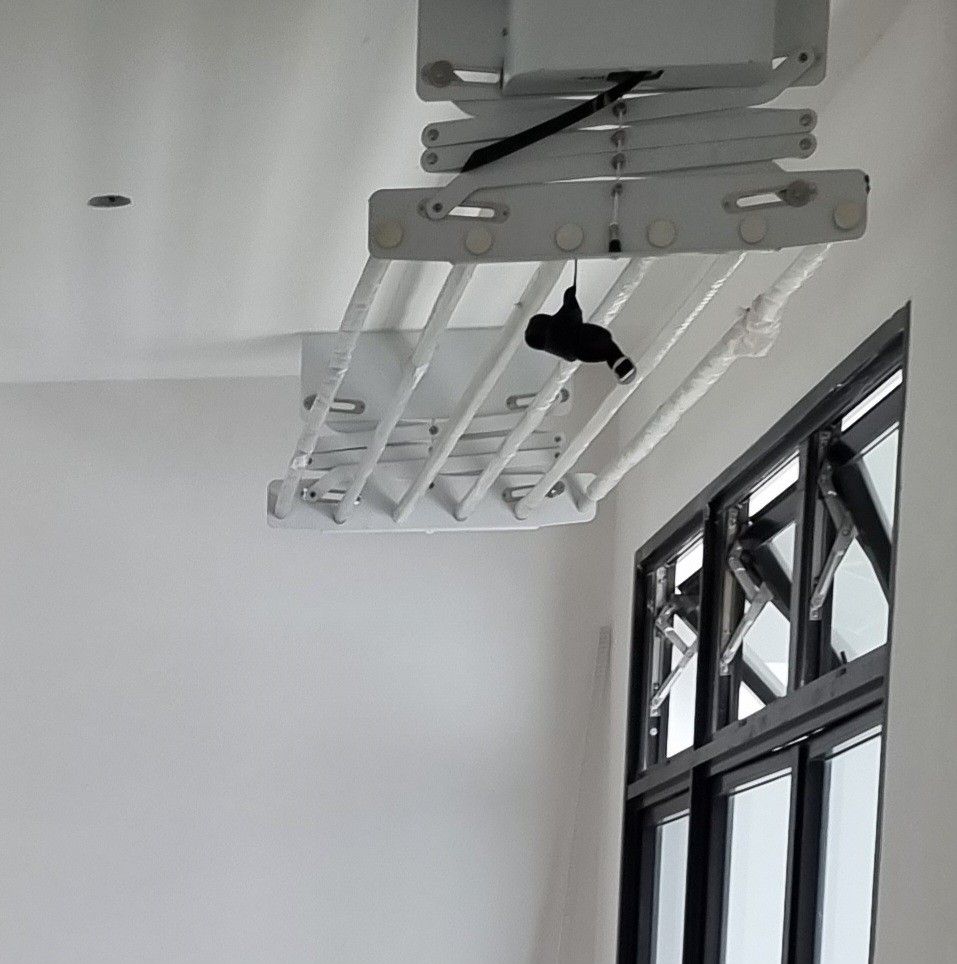 HDB BTO retractable laundry rack, Furniture & Home Living, Home