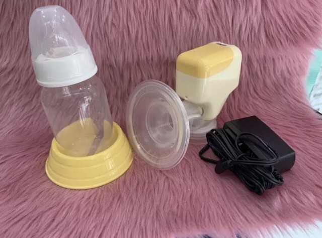 Helio Electric Breast pump on Carousell