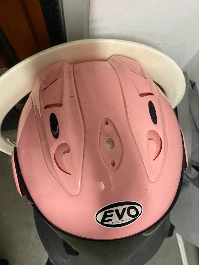 Helmet Evo, Motorcycles, Motorcycle Accessories on Carousell