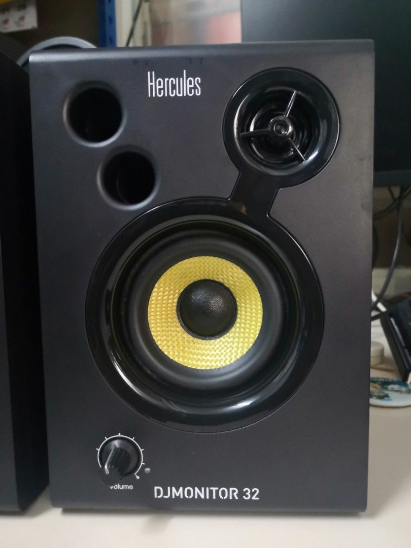 Hercules DJ Monitor 32 Active Speaker Monitor, Hobbies & Toys, Music & Media, Music Accessories