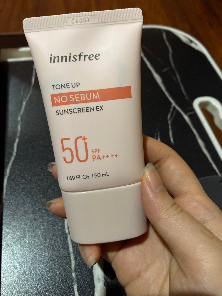 Innisfree Tone Up No Sebum Sunscreen Ex on Carousell