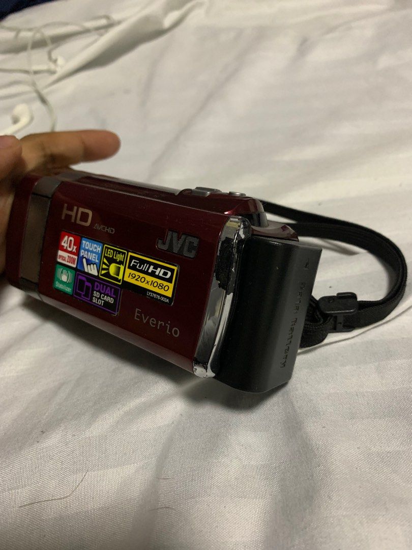 JVC Everio Cam Corder, Photography, Video Cameras on Carousell