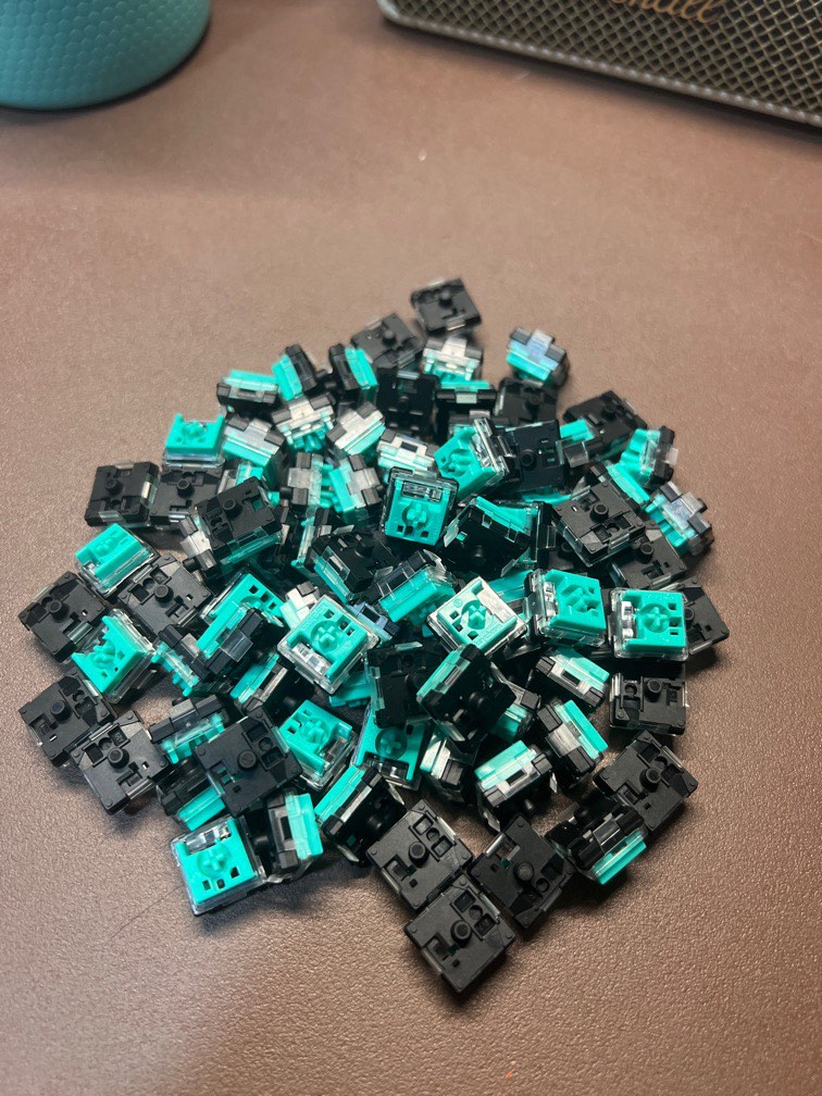 89 Keychron MINT Low Profile Optical Switch with FREE switch puller