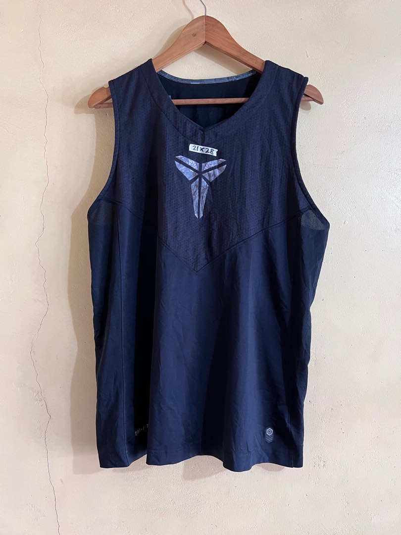 undefeated kobe arm sleeve