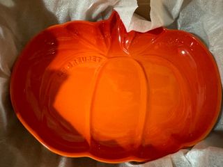 Le creuset 萬聖節 🎃大碟64244796519682110