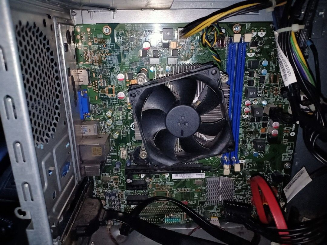 LENOVO THINKCENTRE DESKTOP " No Power" selling as is., Computers & Tech