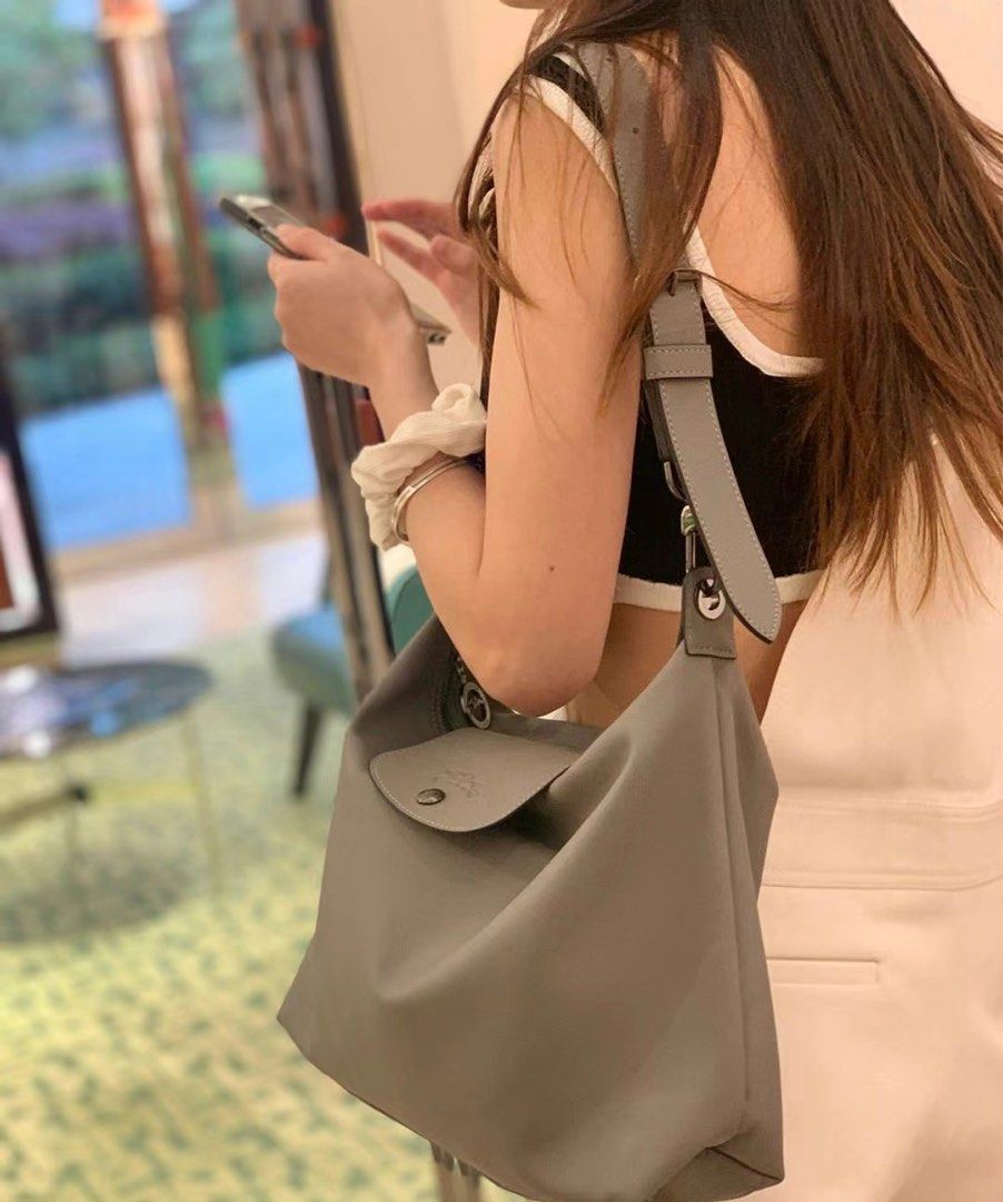 🏷 OUTLET SALE 💯🆕 LONGCHAMP LE PLIAGE XTRA HOBO BAG, Luxury, Bags &  Wallets on Carousell